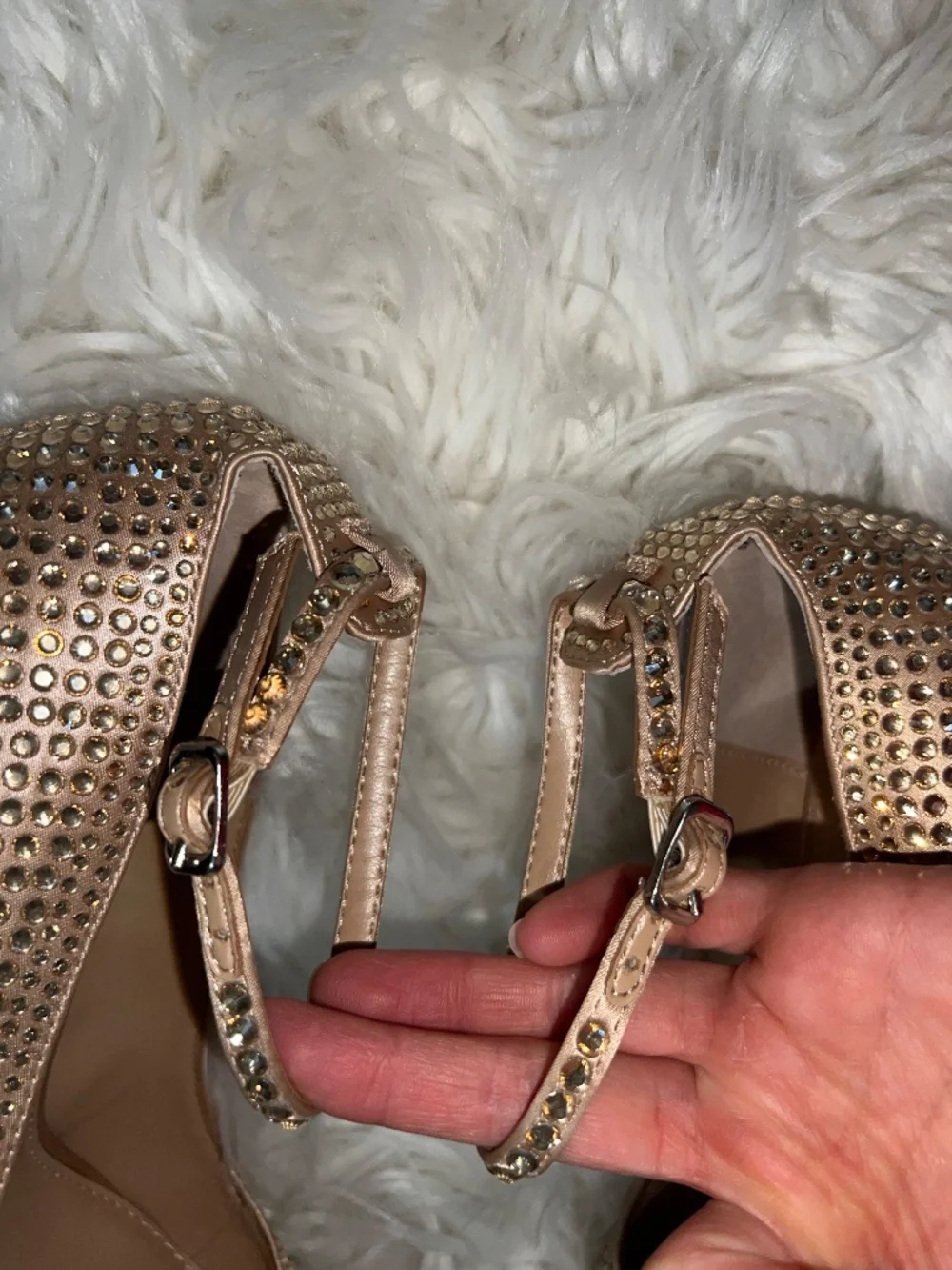 Steve Madden Skyrise Rhinestone Platform Pumps Size 6